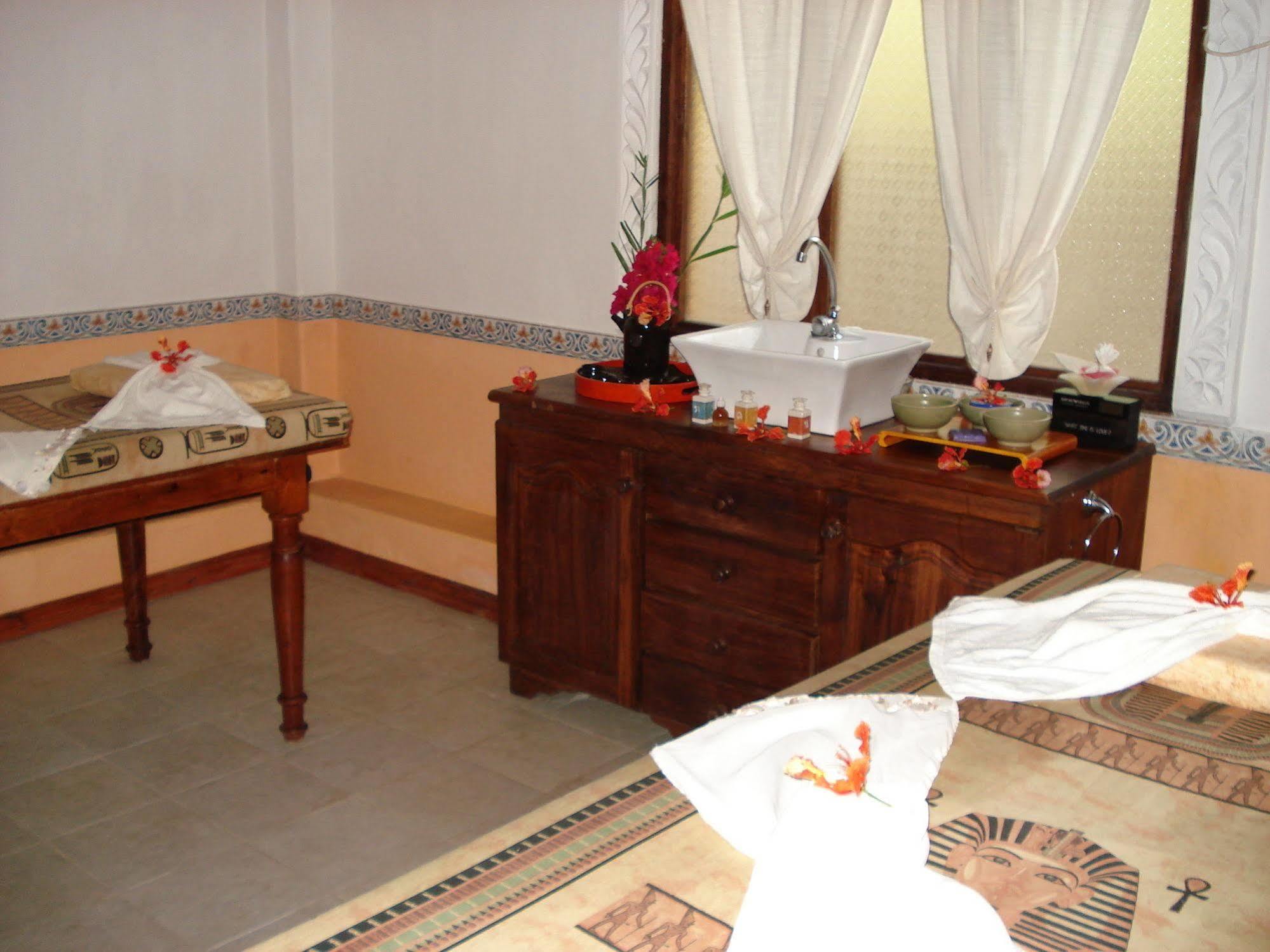 Kinasi Lodge Utende Εξωτερικό φωτογραφία