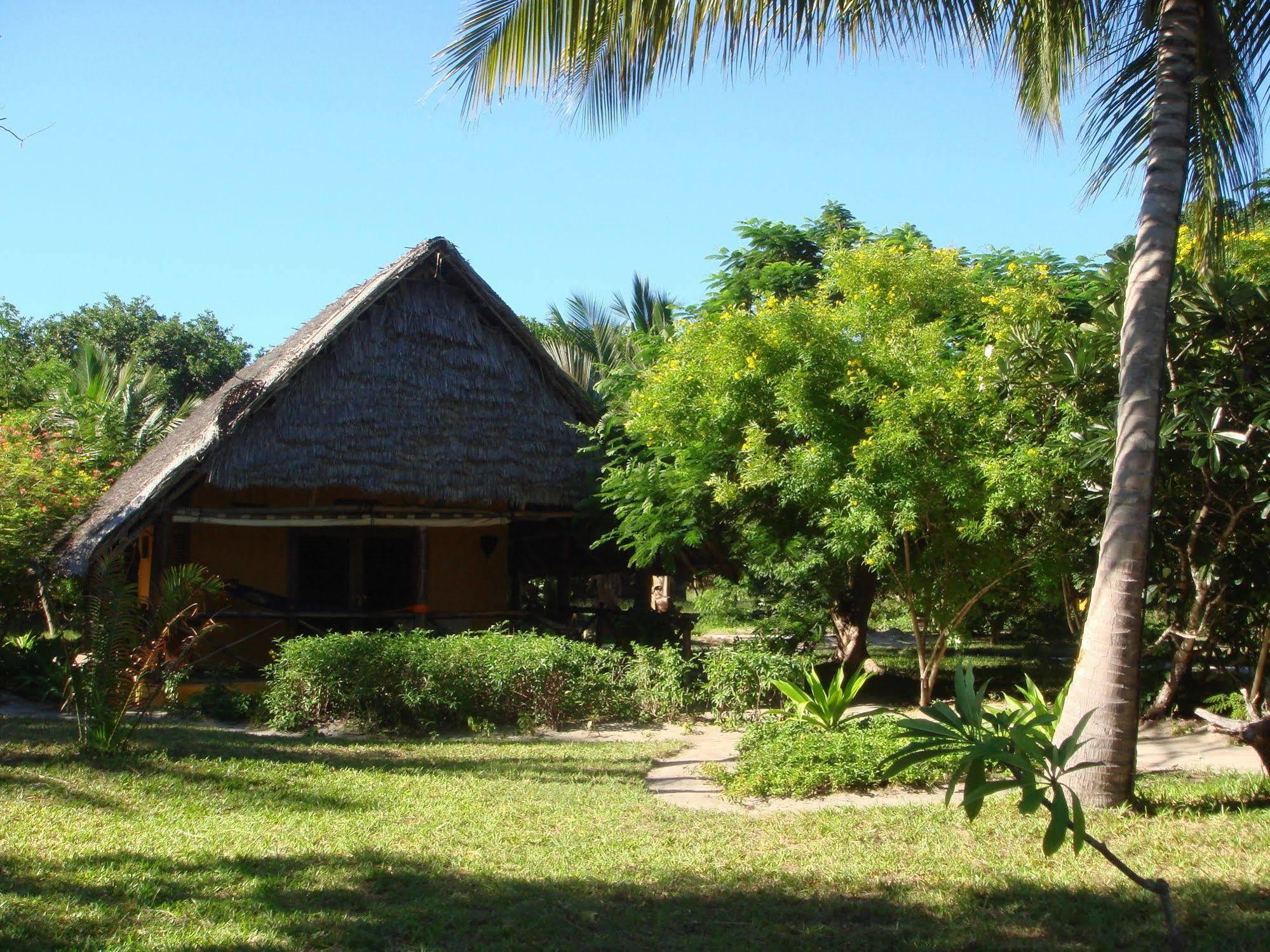 Kinasi Lodge Utende Εξωτερικό φωτογραφία